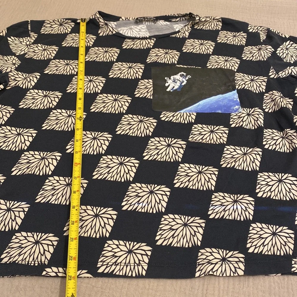 Raf Simons Black and Cream Checkerboard Tee with Patch Pocket. Size M - Picture 8 of 10